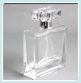 China O pulverizador de perfume quadrado engarrafa a capacidade de vidro vazia do espaço livre 50ml do recipiente do atomizador fornecedor